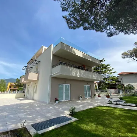Assteas Paestum