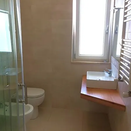 Assteas 4*