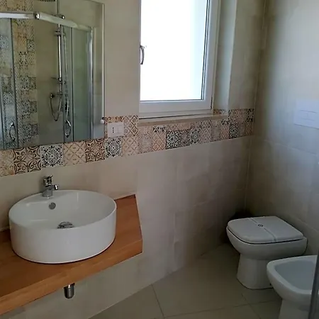 Assteas Oda ve Kahvaltı 4*